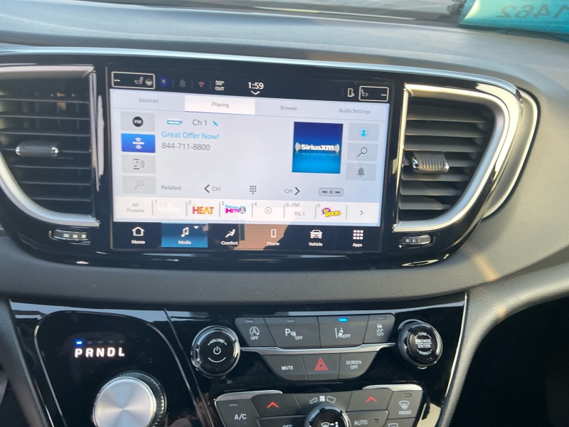 2026 Chrysler Voyager