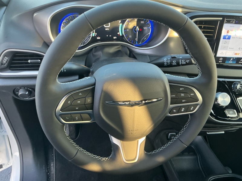 2026 Chrysler Voyager