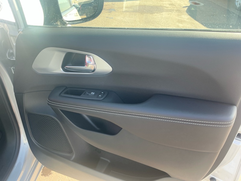 2026 Chrysler Pacifica