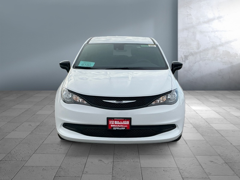 2026 Chrysler Voyager