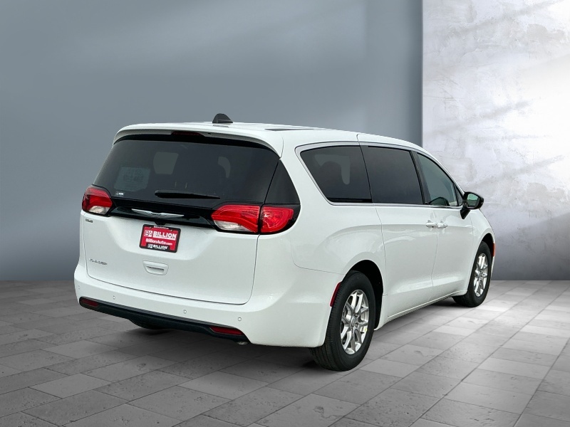2026 Chrysler Voyager