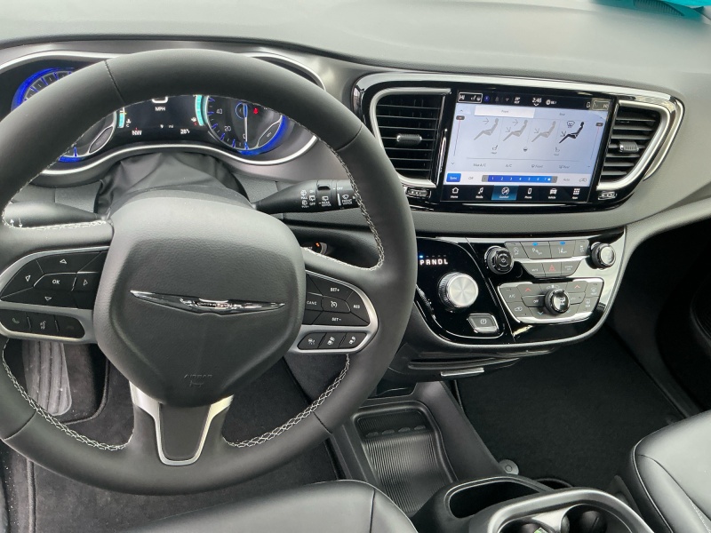 2026 Chrysler Voyager