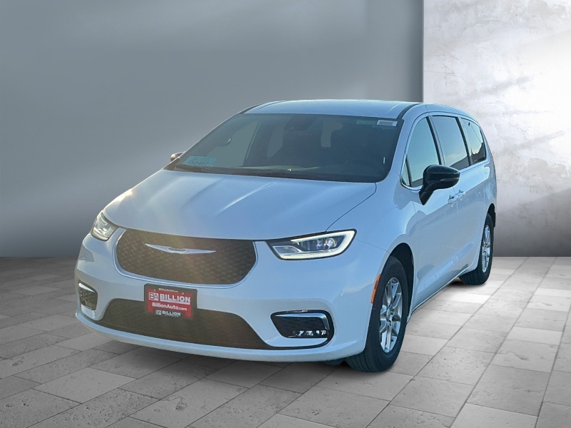 New 2026 Chrysler Pacifica Select Vans