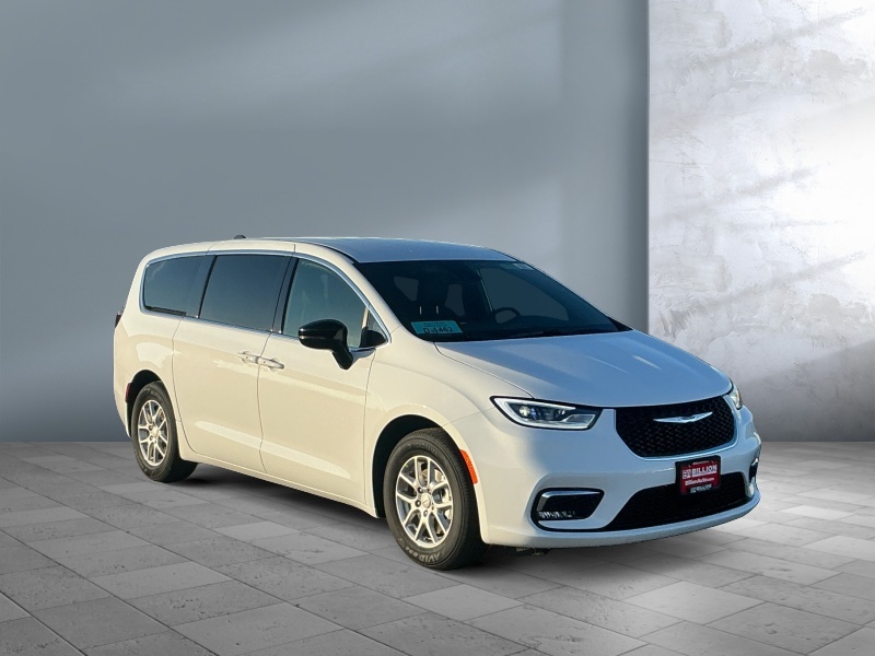 2026 Chrysler Pacifica