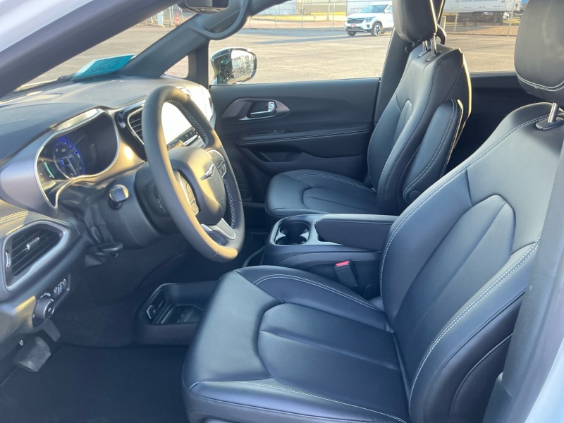 2026 Chrysler Pacifica