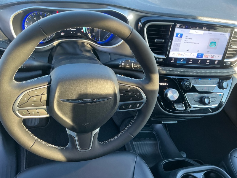 2026 Chrysler Pacifica