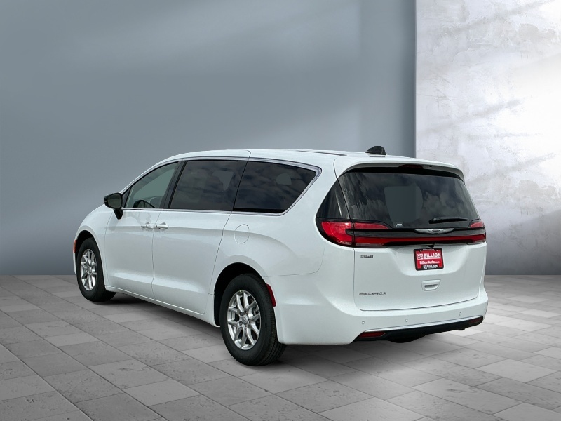 2026 Chrysler Pacifica