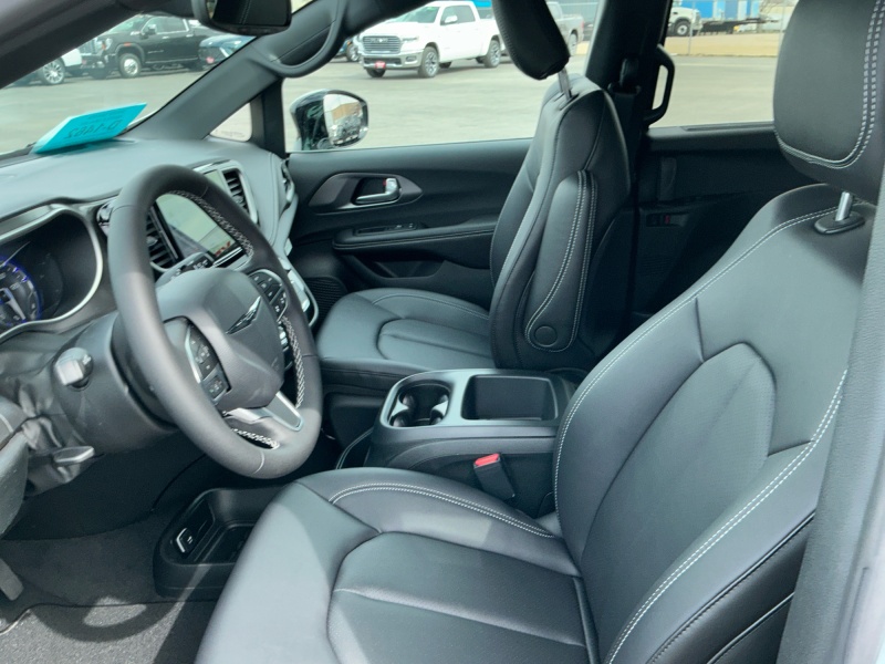 2026 Chrysler Pacifica