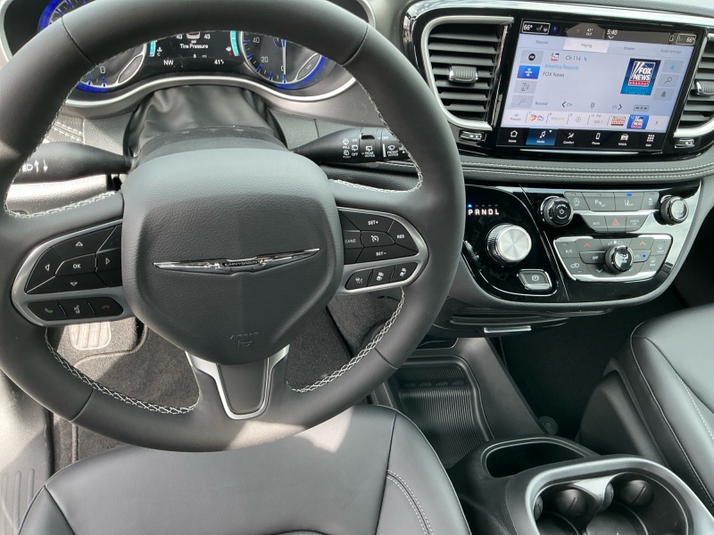 2026 Chrysler Pacifica