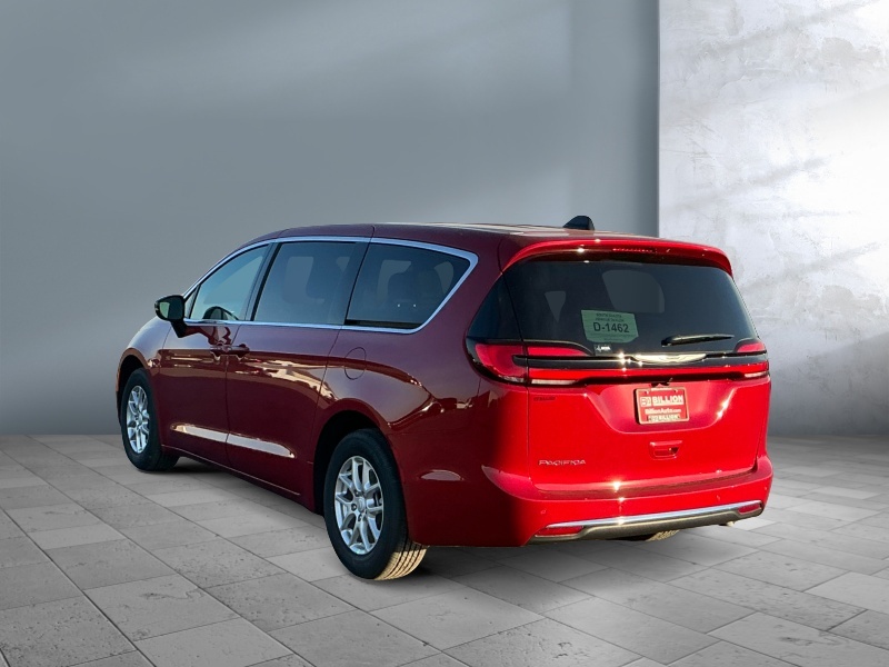 2026 Chrysler Pacifica