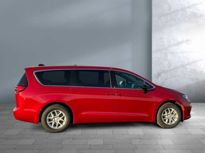 2026 Chrysler Pacifica