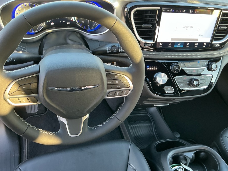 2026 Chrysler Pacifica