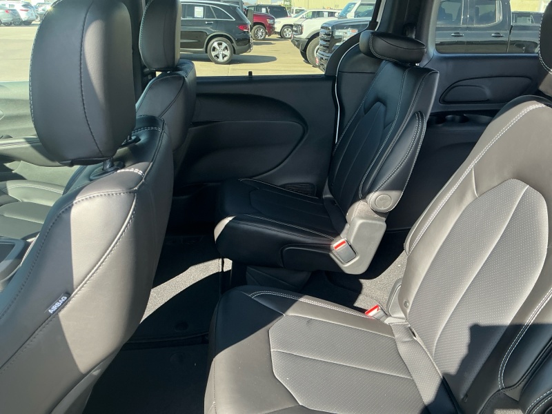 2026 Chrysler Pacifica