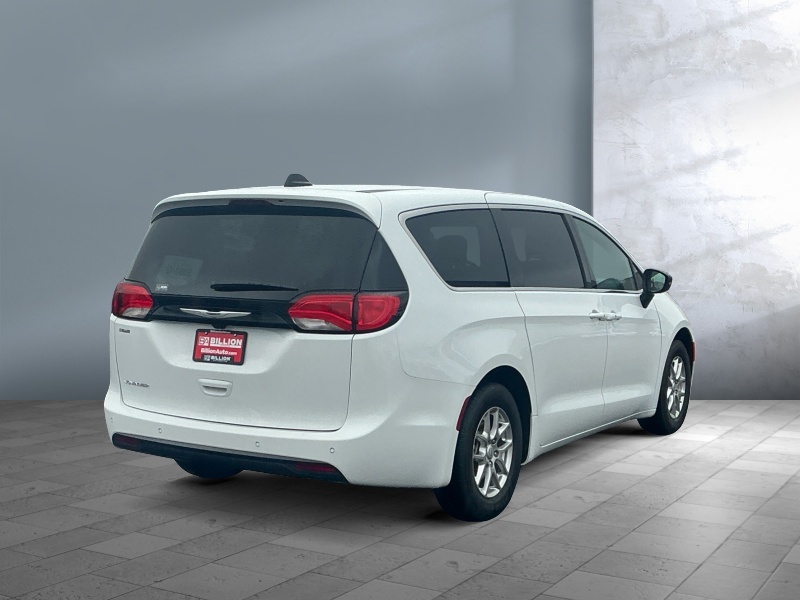 2026 Chrysler Voyager