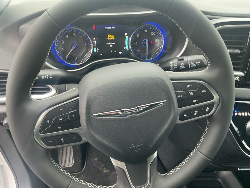 2026 Chrysler Voyager