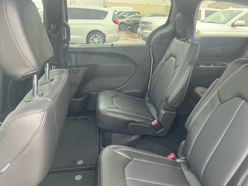 2026 Chrysler Voyager