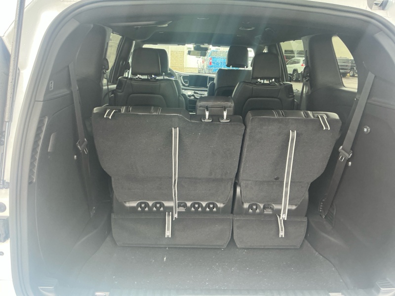 2026 Chrysler Voyager