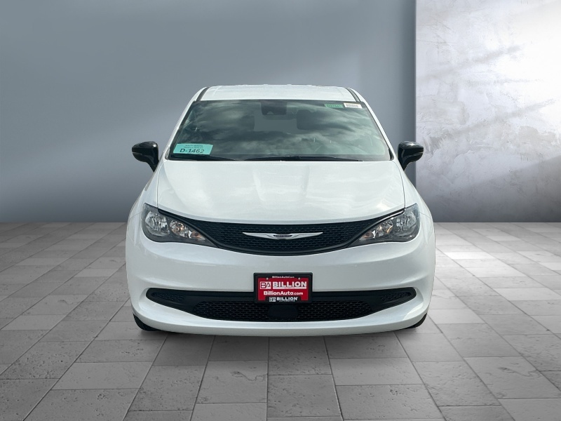 2026 Chrysler Voyager