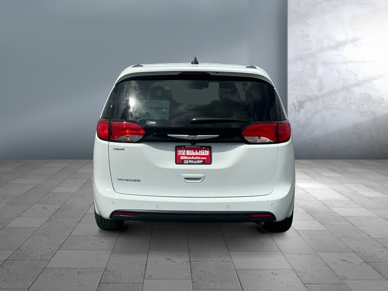 2026 Chrysler Voyager