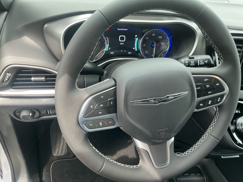 2026 Chrysler Voyager