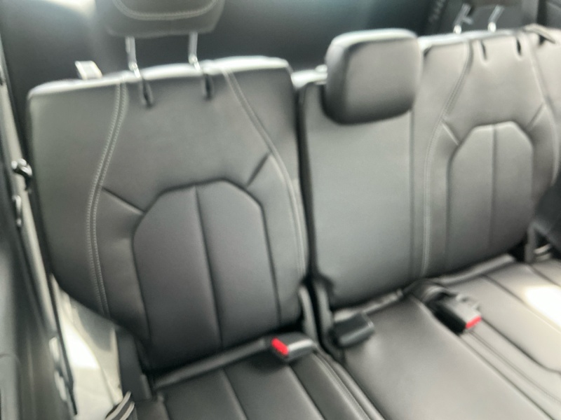 2026 Chrysler Voyager