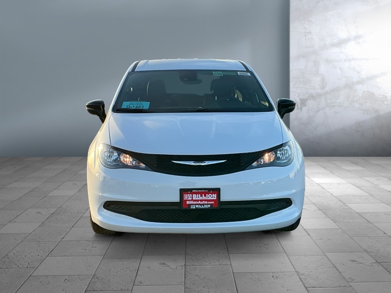 2026 Chrysler Voyager