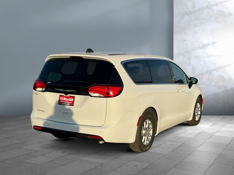 2026 Chrysler Voyager