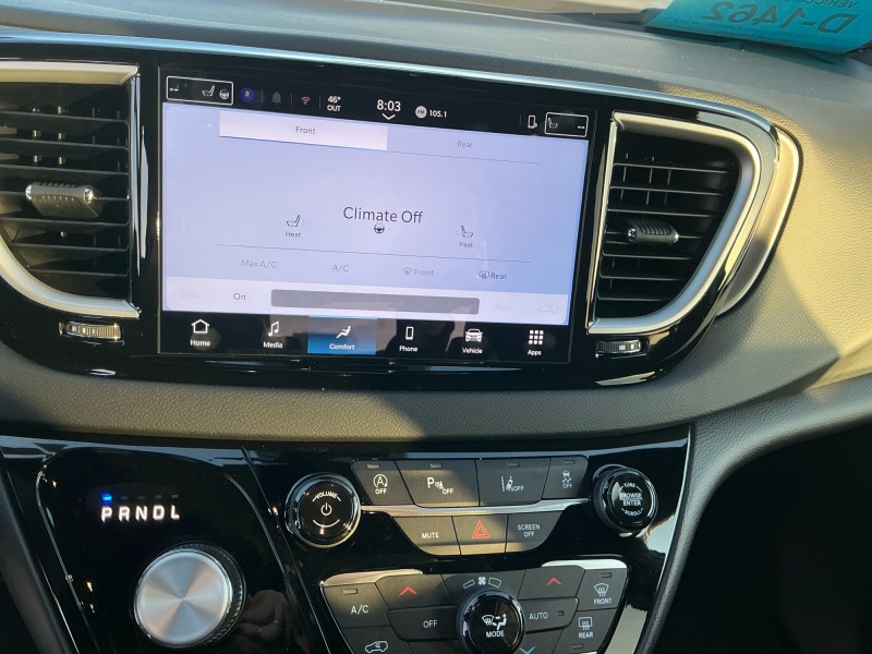 2026 Chrysler Voyager