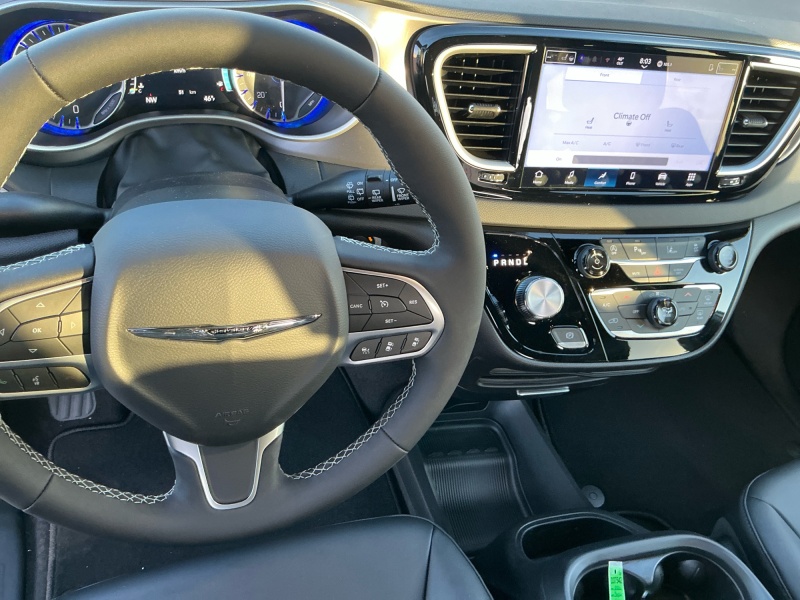 2026 Chrysler Voyager