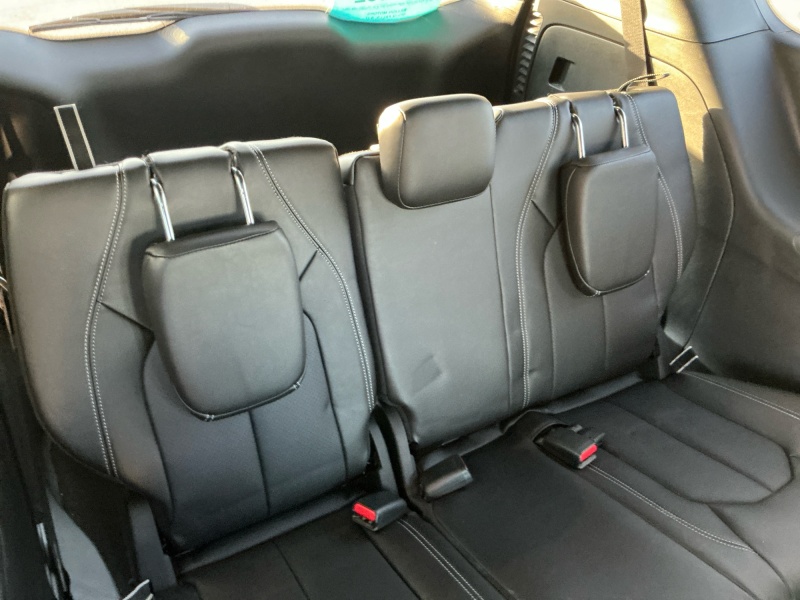 2026 Chrysler Voyager