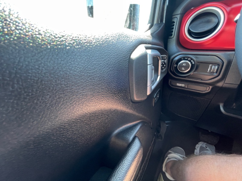 2023 Jeep Gladiator