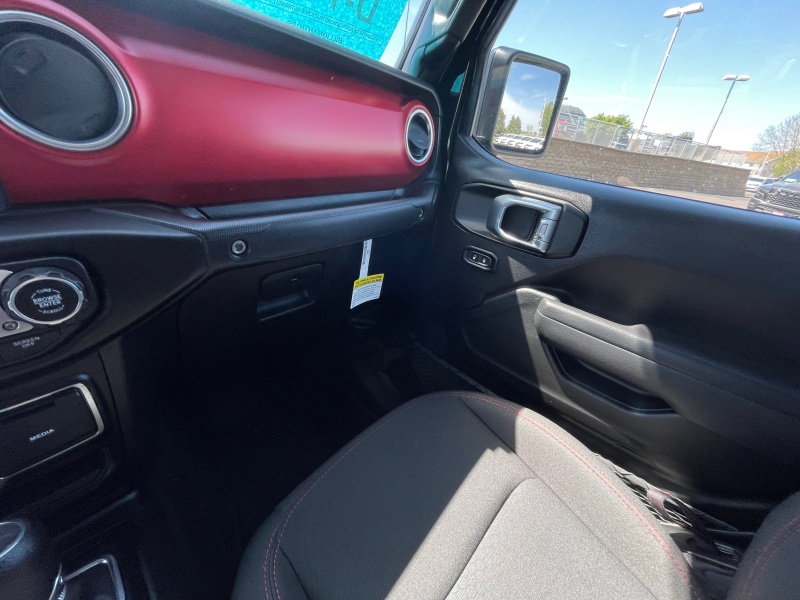2023 Jeep Gladiator