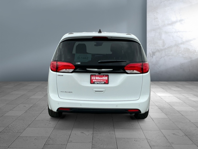 2026 Chrysler Voyager