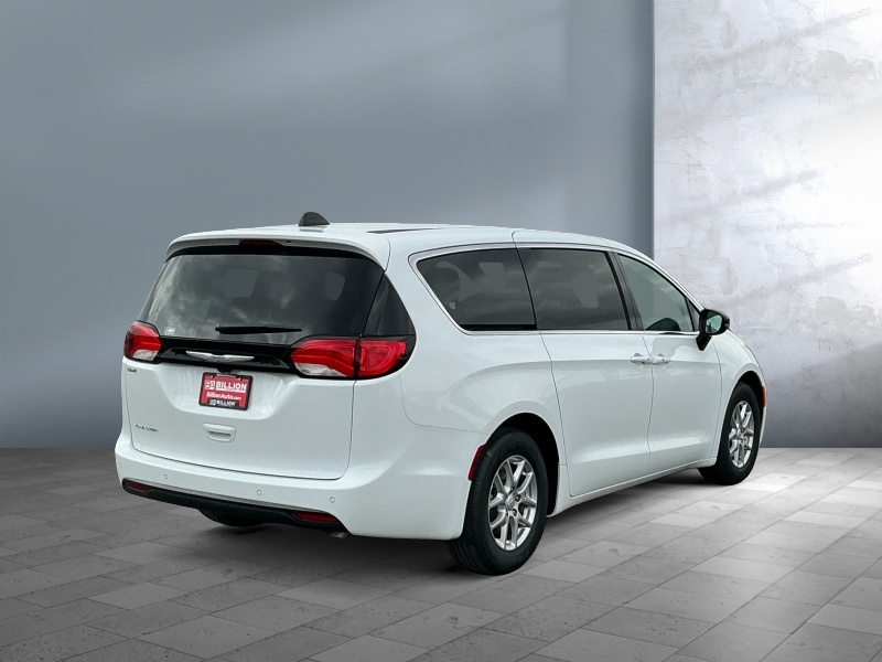 2026 Chrysler Voyager