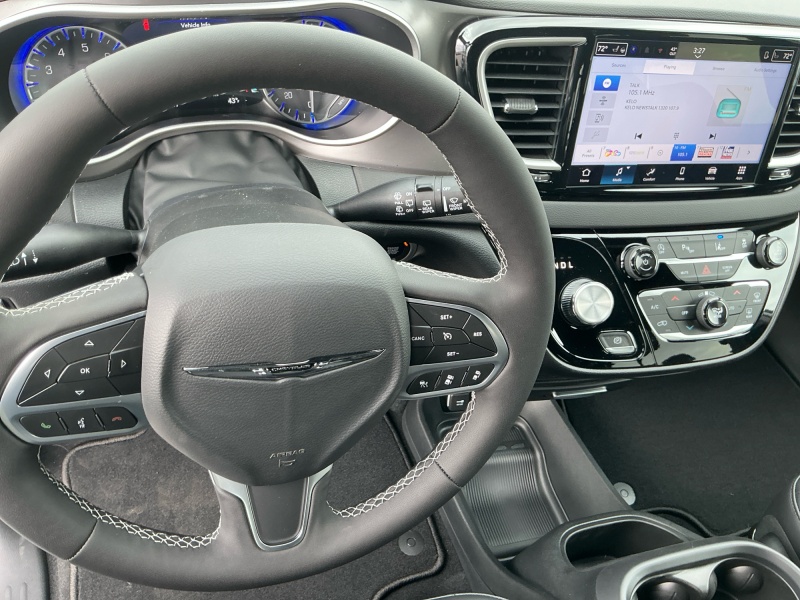 2026 Chrysler Voyager