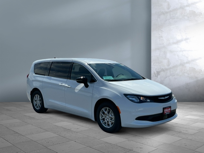 2026 Chrysler Voyager