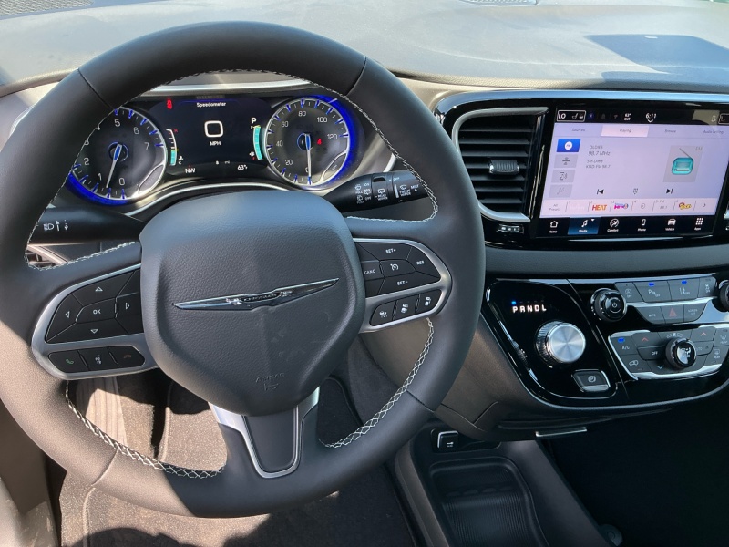 2026 Chrysler Voyager
