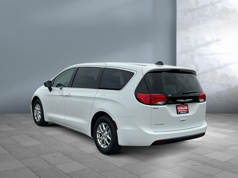 2026 Chrysler Voyager