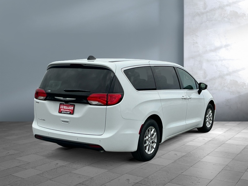 2026 Chrysler Voyager