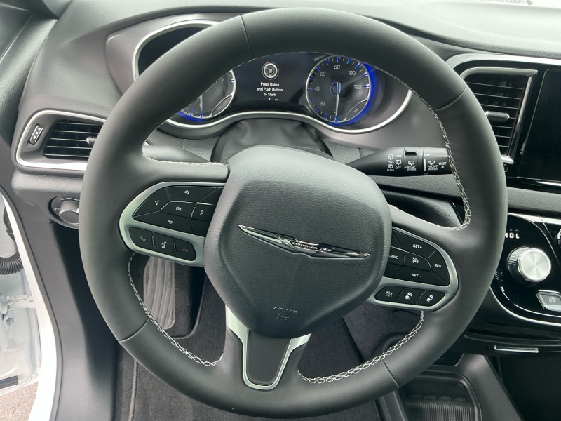 2026 Chrysler Voyager
