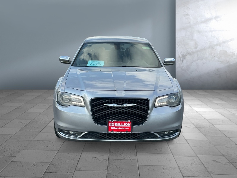 2016 Chrysler 300
