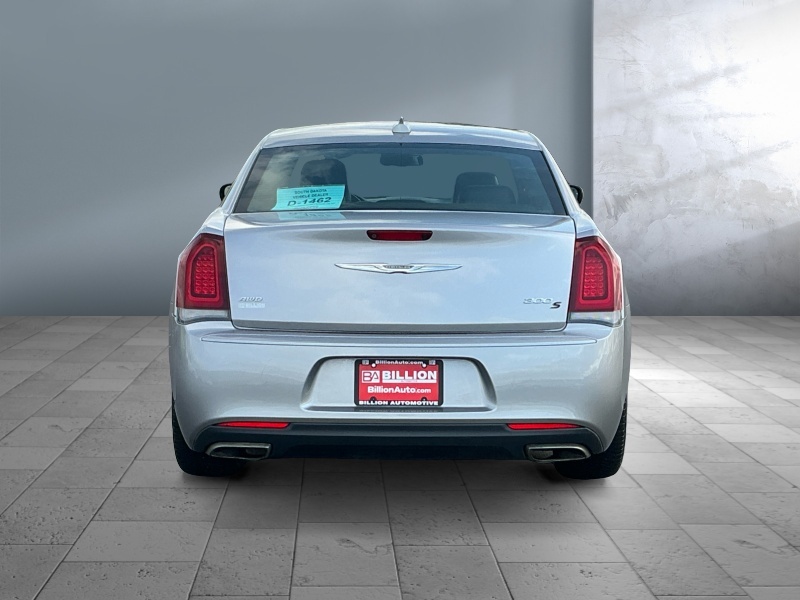 2016 Chrysler 300