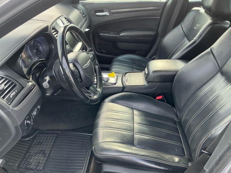 2016 Chrysler 300