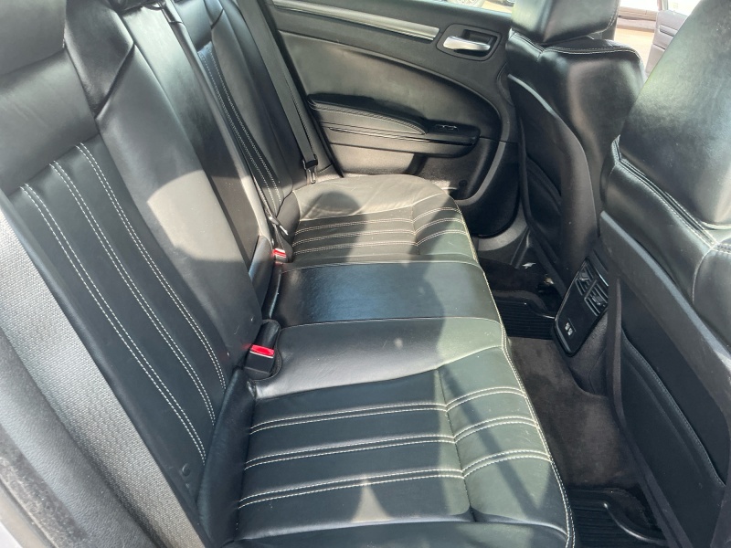 2016 Chrysler 300