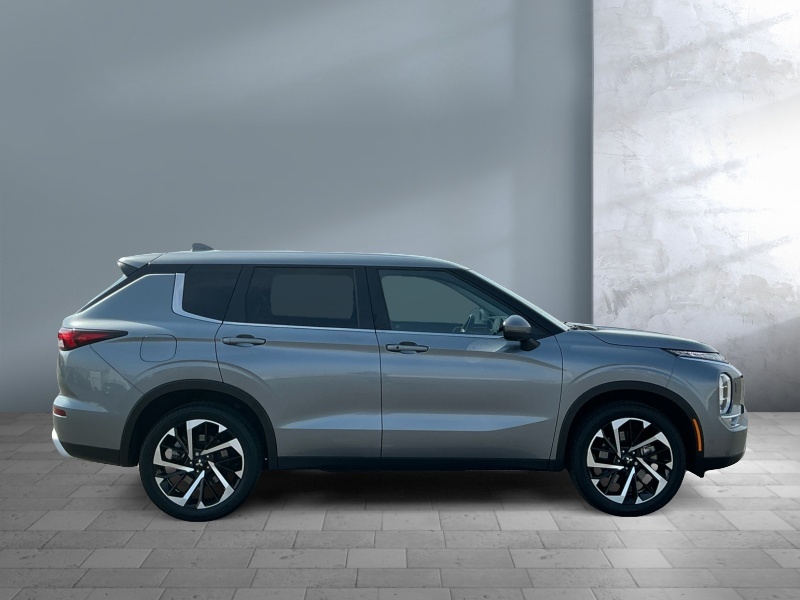 2023 Mitsubishi Outlander