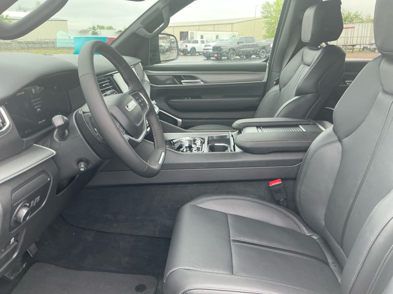 2026 Jeep Grand Wagoneer L