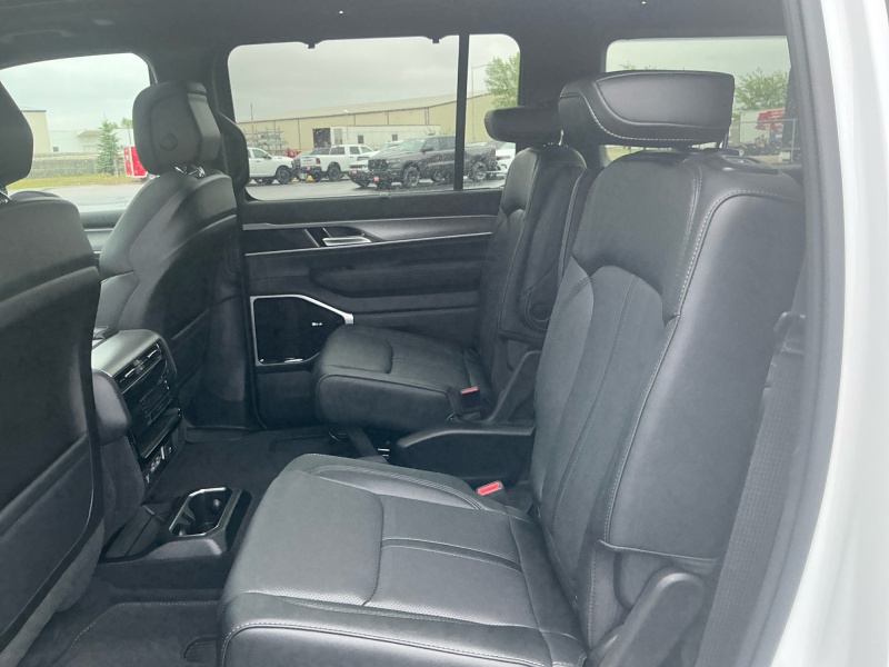 2026 Jeep Grand Wagoneer L