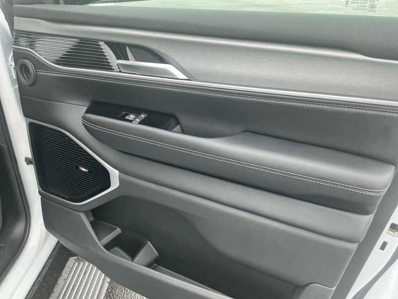 2026 Jeep Grand Wagoneer L