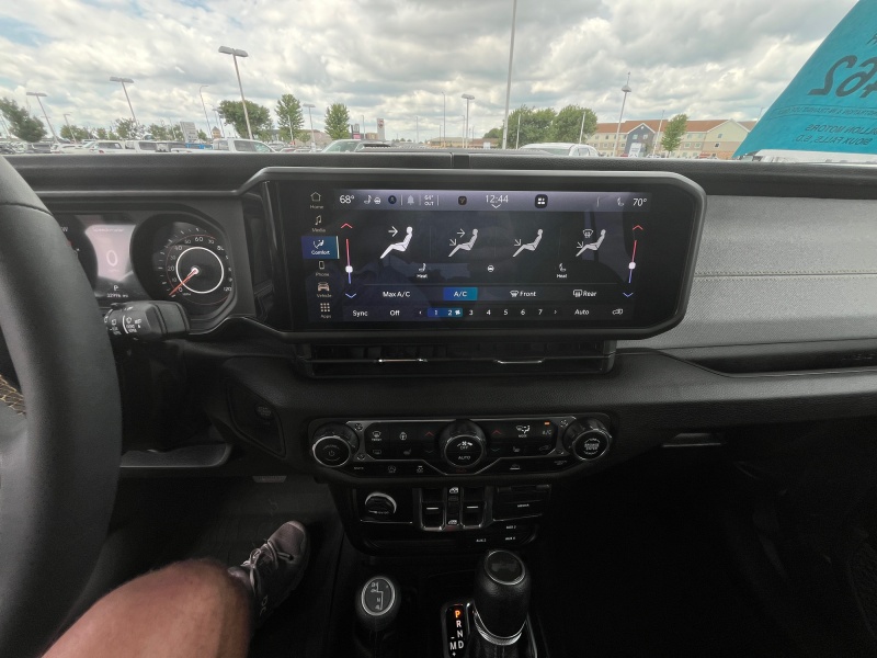 2024 Jeep Wrangler
