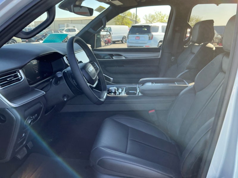 2026 Jeep Grand Wagoneer L